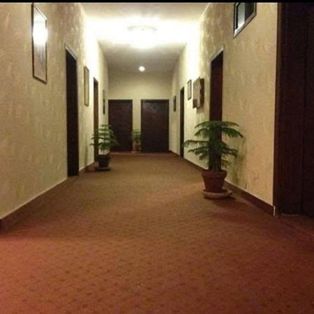 Magnum Hotel Lahore Exterior photo